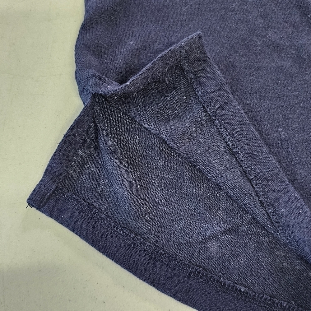 ATHLETA Women's XS Navy Blue V-Neck Lightweight Breathable Shortsleeve T-shirt - Picture 5 of 8